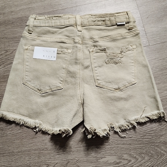 Distressed Frayed Hem Jean Shorts for Women NWT - Picture 4 of 6